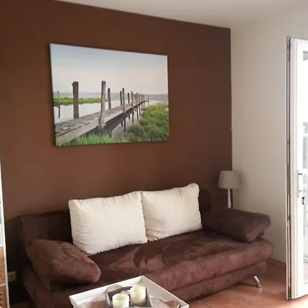 Strandhaus Buchtmitte דירה הפקרוג