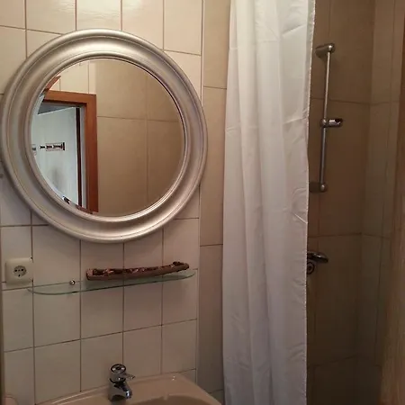 Strandhaus Buchtmitte アパート ハーフクルーク