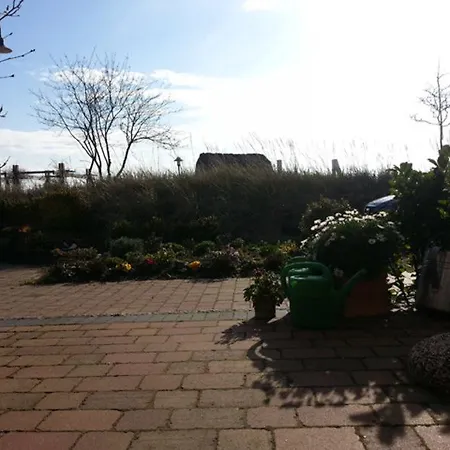 Strandhaus Buchtmitte ハーフクルーク